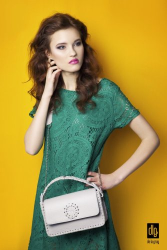 KABELKA - IconicCircle grey crossbody - Barva: červená - zrnitá
