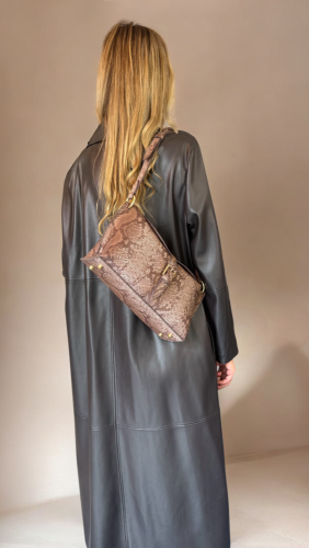 Scarlet medium - Barva: hnědá hadí